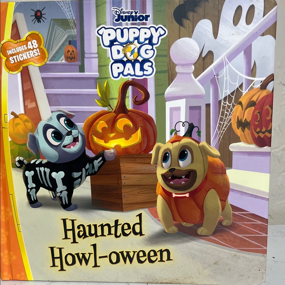 Puppy Dog Pals Haunted Howl-oween Book